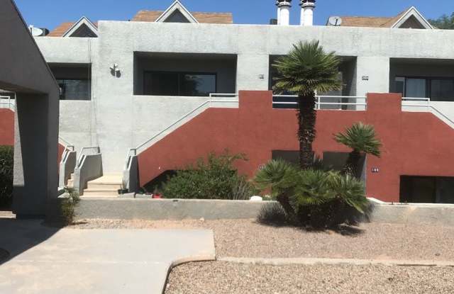 Effortless Central Tucson Living: 2BR Gem with Water/ Sewer/ Trash Included
