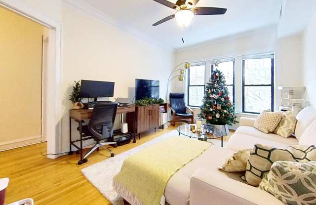 Photo of Second Floor North Center One Bedroom