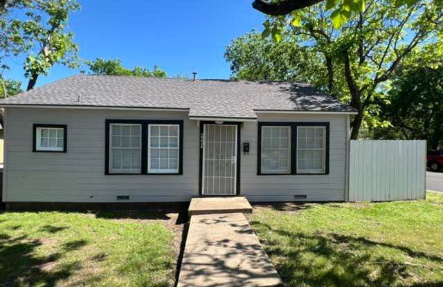 2224 Cumberland Ave