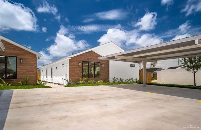 2104 E Viviana Street unit: 3