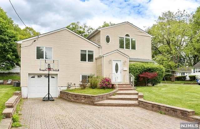 84  12th Street