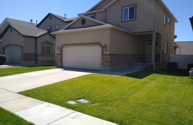 1877 W Pointe Meadow Loop - 1877 West Pointe Meadow Loop, Lehi, UT 84043