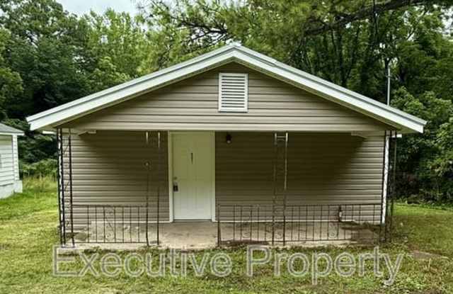 531 West Lake Drive