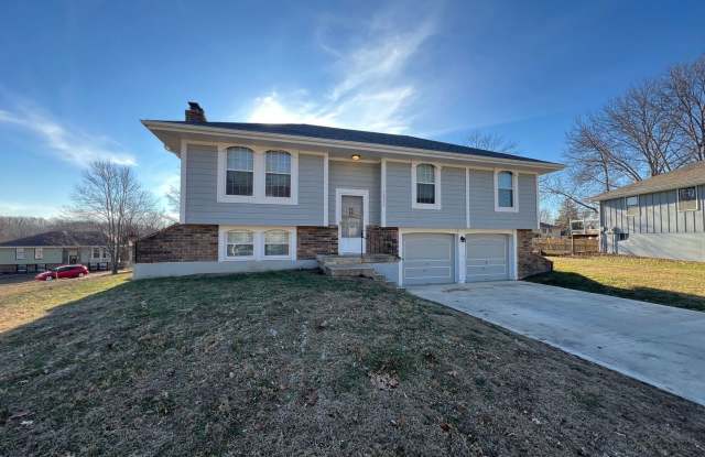 Photo of Coming Soon: Spacious 3-Bed/2-Bath Home in Independence!