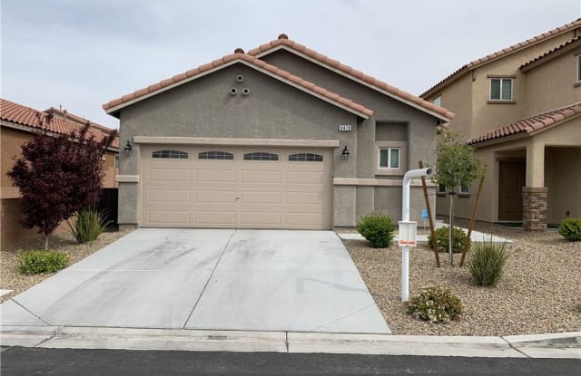 9470 SAMUEL CLEMENS Court - 9470 Samuel Clemens Ct, Spring Valley, NV 89147