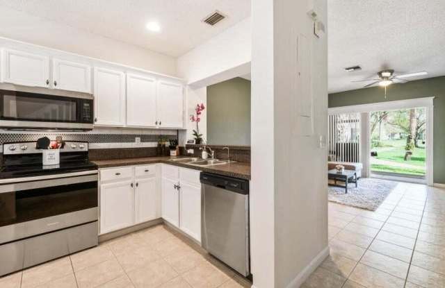 5032 Palmbrooke Circle