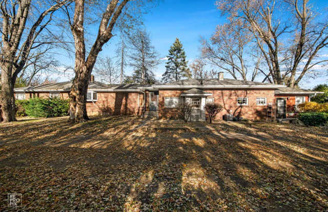 Photo of 3 Bedroom Ranch in Grayslake!