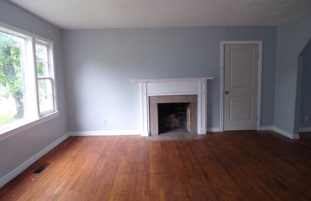 7027 1st Avenue South