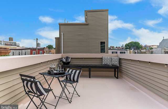 2366 E NORRIS STREET