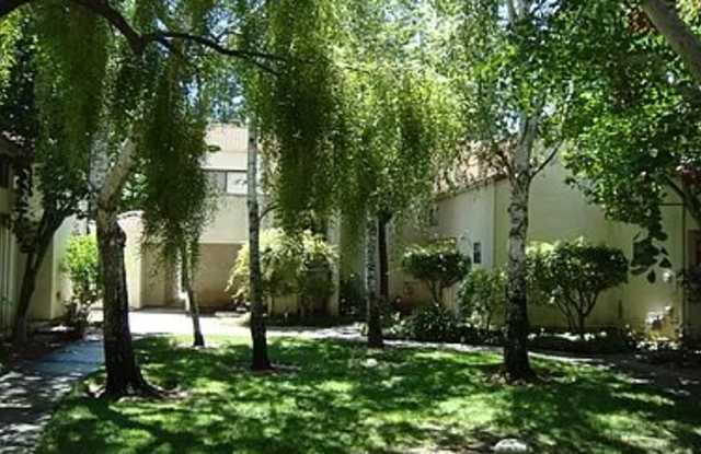 8105 Kern Ave Apt 35 - 8105 Kern Avenue, Gilroy, CA 95020