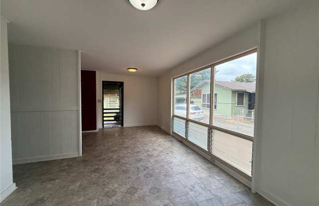 84-1043 Lahaina Street