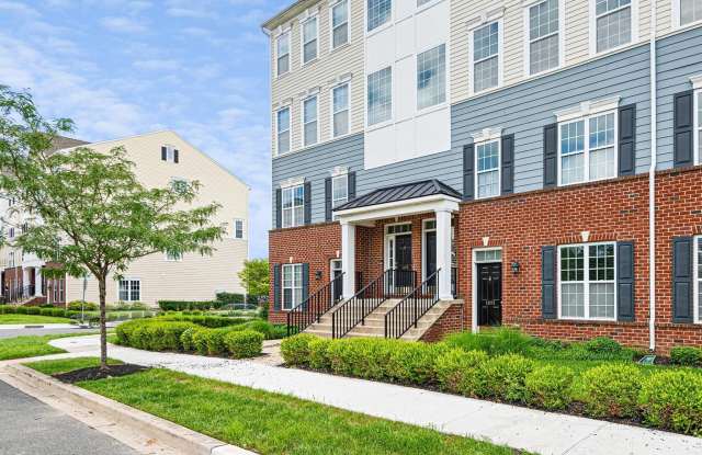 1092 WORTH Lane unit: Bl12