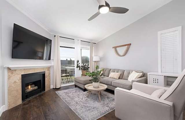 1181 Packers Cir Unit 122