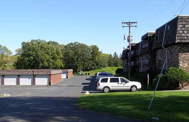 Belgrove Apartments (10100 Minnetonka Blvd.)
