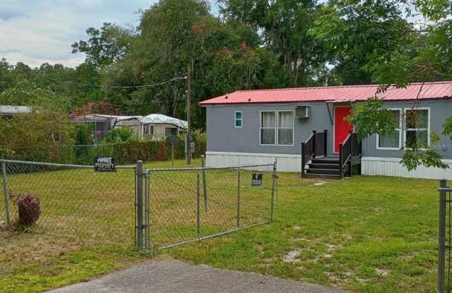 Photo of 928 NW 111 COURT