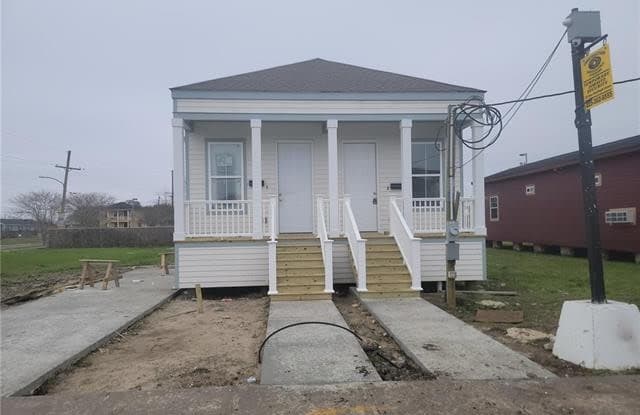 1727 FLOOD Street - 1727 Flood Street, New Orleans, LA 70117