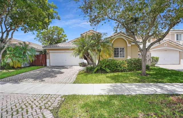 13950 SW 155th Ct - 13950 Southwest 155th Court, Country Walk, FL 33196