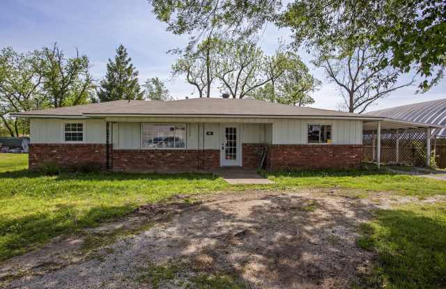 ***138 N. B Street***