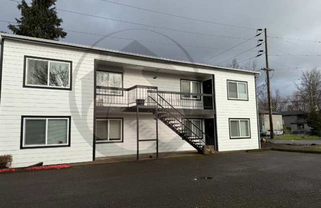 Park Ave NE #2022-1230