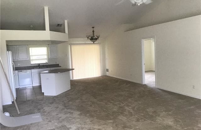 1142 Emory ST E - 1142 Emory St E, Lehigh Acres, FL 33974