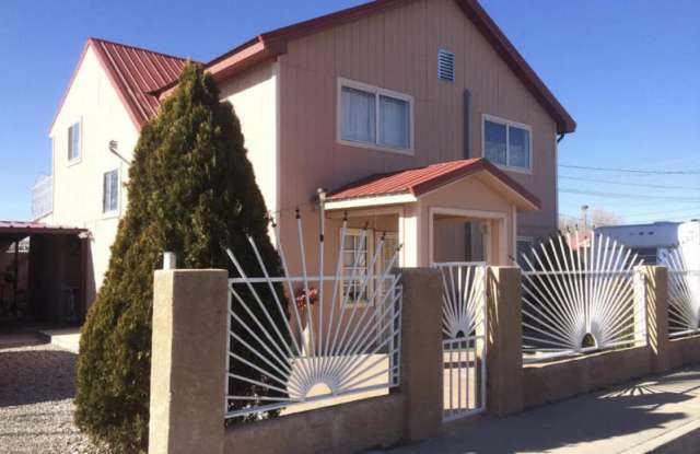 Photo of 240 Wheeler Ave SE