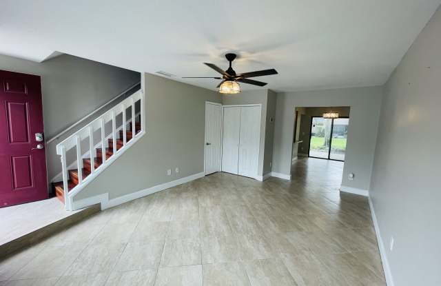 606 Casa Park L Court