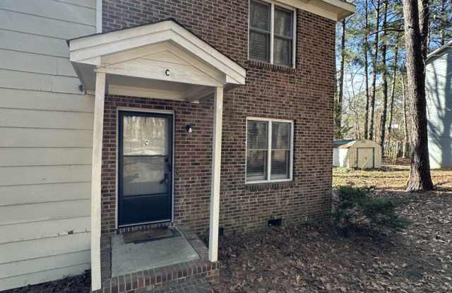 2 Bedroom 1.5 Bathroom Townhome