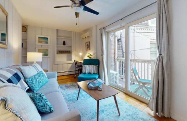 Photo of 282 Washington St