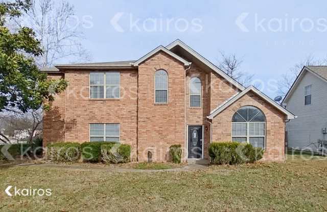 Photo of 2102 Spring Hill Circle