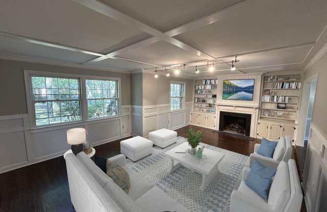 6 Bedroom/3 Bathroom Available in Wayne!