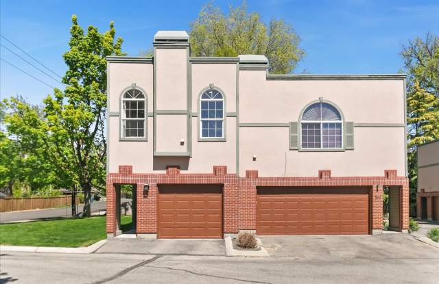 150 South Straughan Avenue