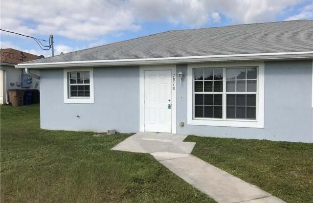 1910 Haviland Avenue S - 1910 Haviland Avenue South, Lehigh Acres, FL 33973