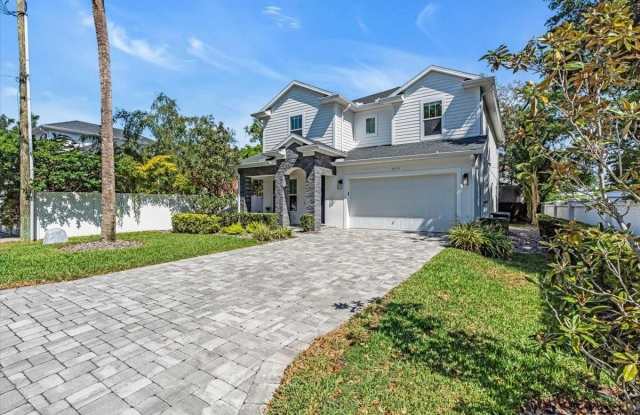 Photo of 4251 W ROLAND STREET