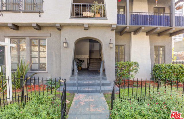 6236 Orange St - 6236 Orange Street, Los Angeles, CA 90036