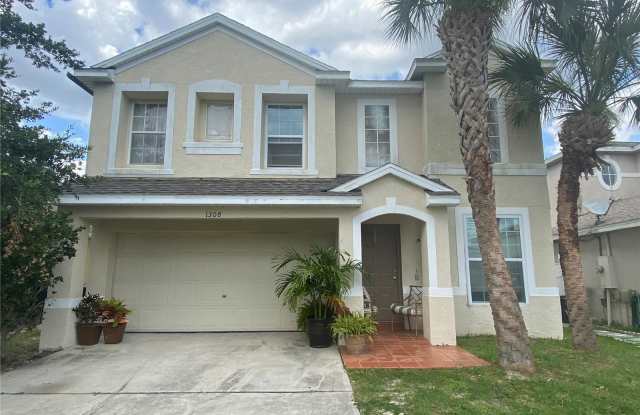 1308 TIMBERBEND CIRCLE