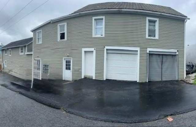 30 Elm Street unit: 2