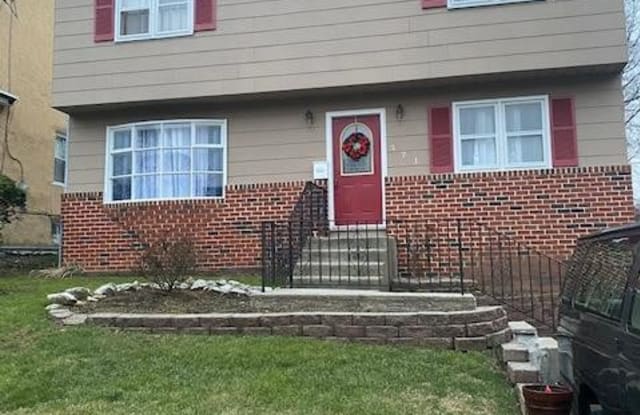 371 CADWALADER AVENUE - 371 Cadwalader Avenue, Montgomery County, PA 19027