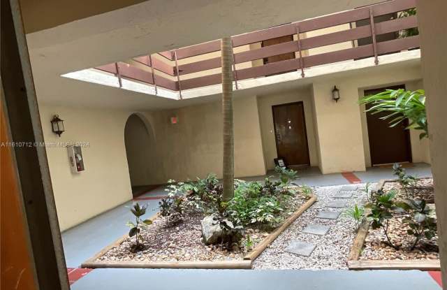 9020 SW 125th Ave