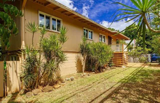 66-397 Waialua Beach Road Upper Unit