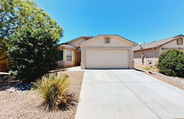 Photo of 3 bed 2 bath home in Huning Ranch