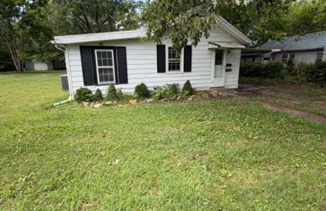 1655 Eastwood Avenue, Evansville, IN 47714