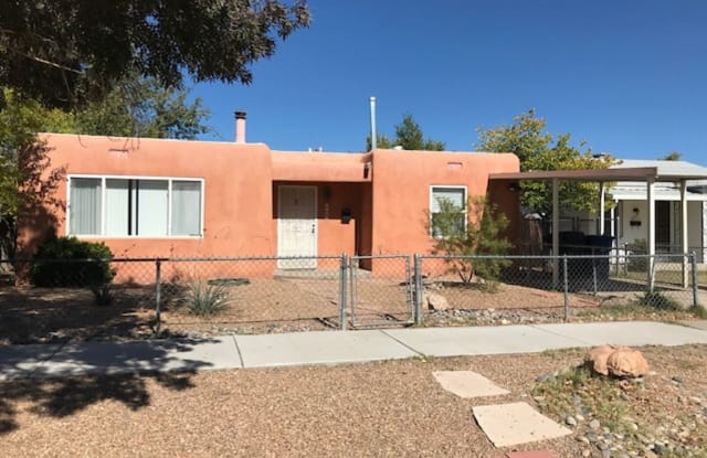 2109 Alhambra Ave SW - 2109 Alhambra Avenue Southwest, Albuquerque, NM 87104