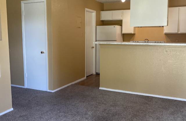 3306 N. Bryant Blvd 310