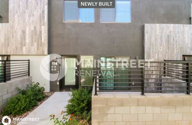 1119 South Stapley Drive