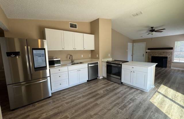 Photo of 6203 Valley Knight