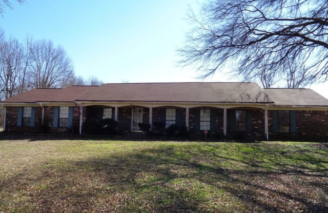 4285 Douglas Dr - 4285 Douglas Drive, Olive Branch, MS 38654