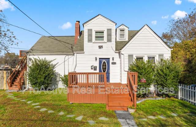 1018 Wolcott Avenue