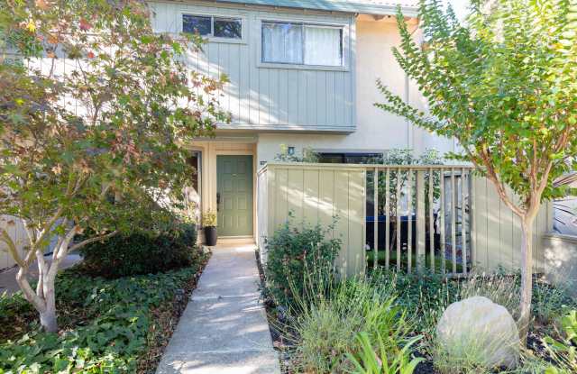 1660 Parkside Drive