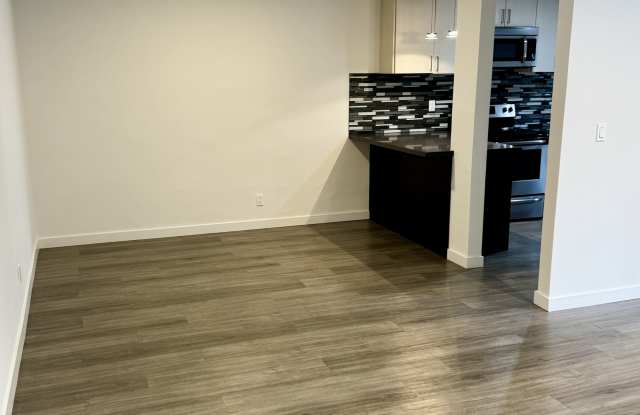 Photo of 7224 Hillside Ave