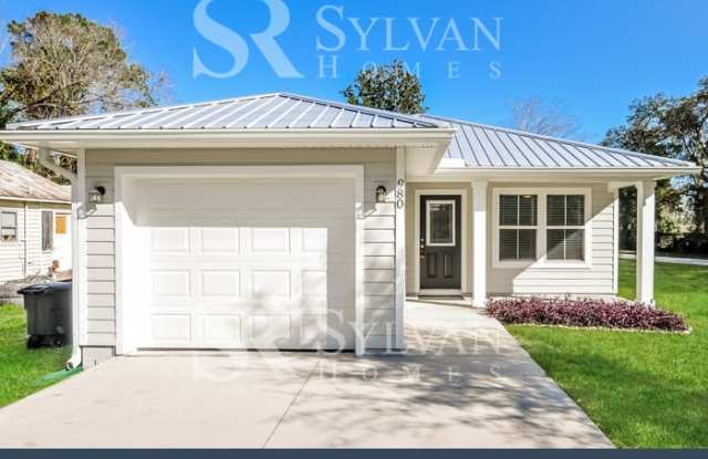 980 South Whitney Street